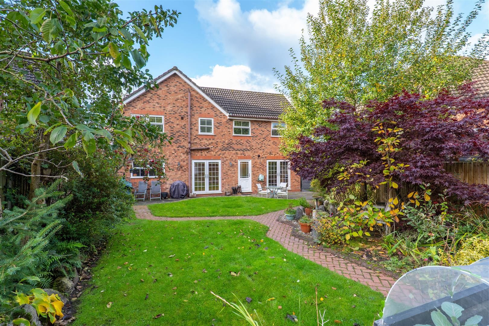 4 bed property in Kittiwake Road, Chorley
